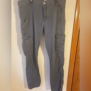 Wrangler Gray Cargo Pants, Regular Taper, Size 32x32